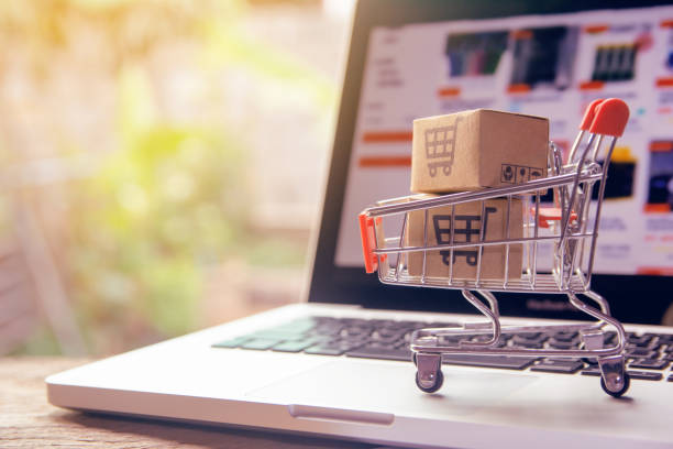 E-Commerce & <strong>Marketplace</strong>